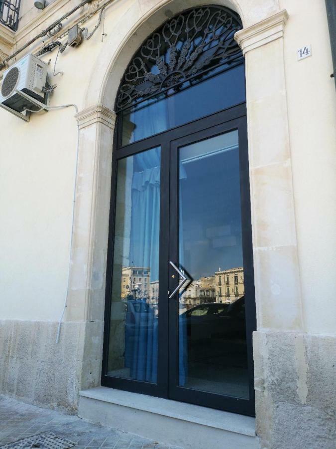La Casa Sulla Darsena Apartment *